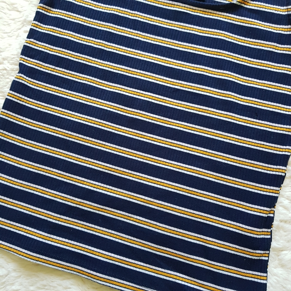 Cute stripe vest/tank top - Picture 3 of 4